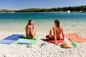 Maistra Camping Koversada Uncovered Naturist Mobile homes