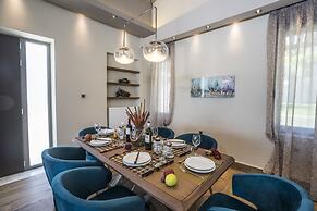 Ariadne Luxury Villa