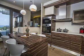 Ariadne Luxury Villa