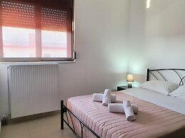 Iriana's Apartment in Center 2