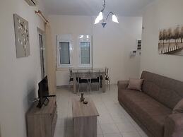 Ria's Sea View Apartment