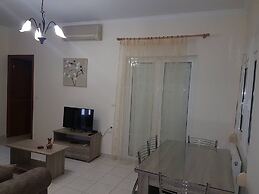 Ria's Sea View Apartment