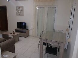 Ria's Sea View Apartment