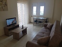 Ria's Sea View Apartment