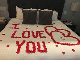 Belamere Suites Hotel