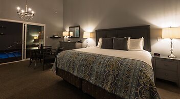 Belamere Swimming Pool Suites