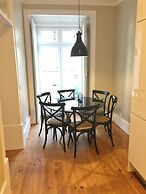 Lisbon Finestay Bica