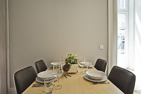 Lisbon Finestay Mastro