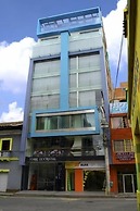 Hotel Torre De Cristal
