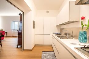 Magione Apartment with Terrace by Wonderful Italy