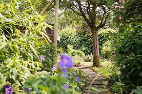 Stunning 2 Bed Cottage in Fordwells