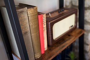 Stunning 2 Bed Cottage in Fordwells