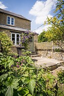 Stunning 2 Bed Cottage in Fordwells