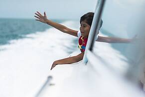 Belize Adventures at Long Caye