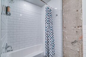 Luxury Downtown Dallas Stay by Amyfinehouse