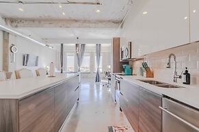 Luxury Downtown Dallas Stay by Amyfinehouse