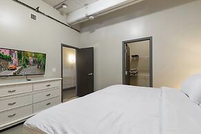 Luxury Downtown Dallas Stay by Amyfinehouse