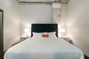 Luxury Downtown Dallas Stay by Amyfinehouse