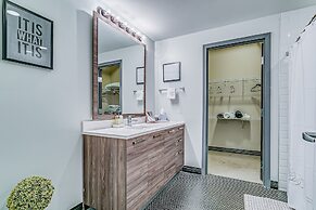 Luxury Downtown Dallas Stay by Amyfinehouse