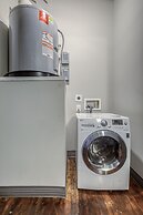 Luxury Downtown Dallas Stay by Amyfinehouse