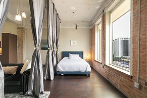 Luxury Downtown Dallas Stay by Amyfinehouse
