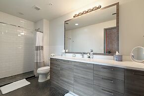 Luxury Downtown Dallas Stay by Amyfinehouse