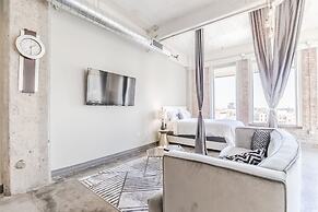 Luxury Downtown Dallas Stay by Amyfinehouse