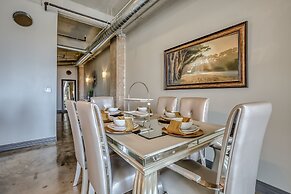 Luxury Downtown Dallas Stay by Amyfinehouse