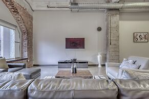 Luxury Downtown Dallas Stay by Amyfinehouse