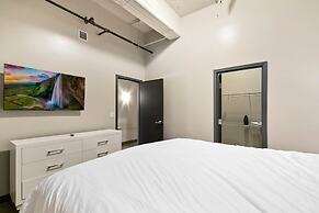 Luxury Downtown Dallas Stay by Amyfinehouse