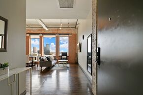 Luxury Downtown Dallas Stay by Amyfinehouse