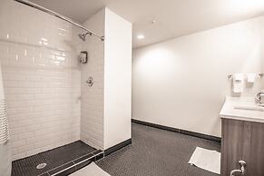 Luxury Downtown Dallas Stay by Amyfinehouse