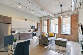 Luxury Downtown Dallas Stay by Amyfinehouse