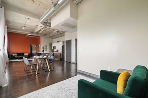 Luxury Downtown Dallas Stay by Amyfinehouse