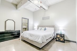 Luxury Downtown Dallas Stay by Amyfinehouse