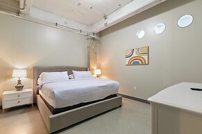 Luxury Downtown Dallas Stay by Amyfinehouse