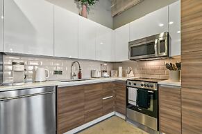 Luxury Downtown Dallas Stay by Amyfinehouse