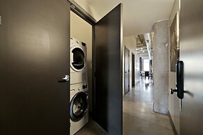 Luxury Downtown Dallas Stay by Amyfinehouse