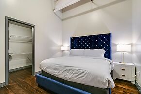 Luxury Downtown Dallas Stay by Amyfinehouse