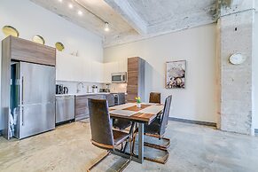 Luxury Downtown Dallas Stay by Amyfinehouse