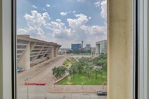 Luxury Downtown Dallas Stay by Amyfinehouse