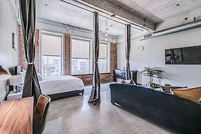 Luxury Downtown Dallas Stay by Amyfinehouse