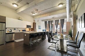 Luxury Downtown Dallas Stay by Amyfinehouse