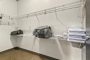 Luxury Downtown Dallas Stay by Amyfinehouse