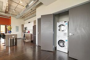 Luxury Downtown Dallas Stay by Amyfinehouse