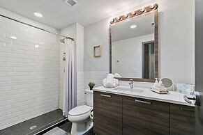 Luxury Downtown Dallas Stay by Amyfinehouse