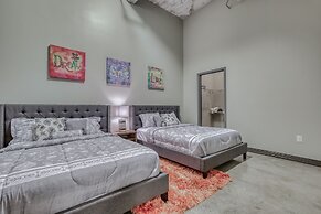 Luxury Downtown Dallas Stay by Amyfinehouse