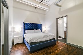 Luxury Downtown Dallas Stay by Amyfinehouse