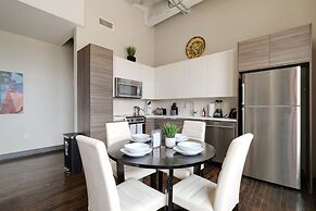 Luxury Downtown Dallas Stay by Amyfinehouse