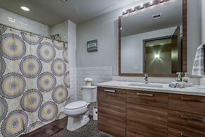 Luxury Downtown Dallas Stay by Amyfinehouse